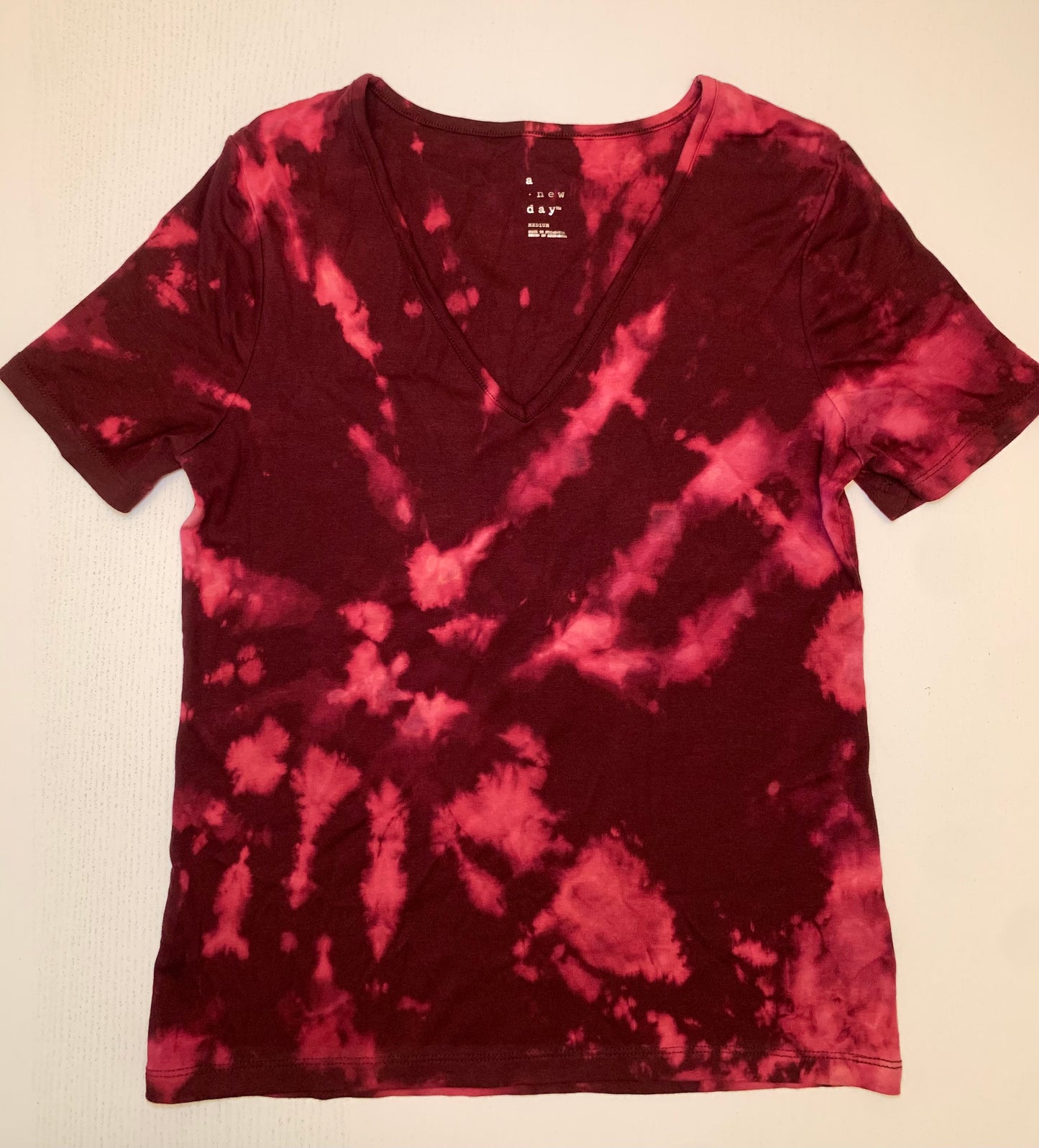 V-neck T Burgundy Blast